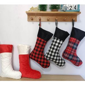 Décorations de noël 50 pcs/lot Bonne Qualité Qulité Rouge Et Blanc Coton Matériel Beau Style Monogrammé Plaid Bas