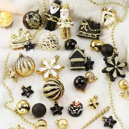 Kerstversiering 50 stuks Nieuwigheid Ballen Ornamenten Geschenk Zwart Goud Pakketset Noordse Elanden Decoratief voor Kerstboom Navidad Feestdecoratie 231018