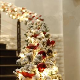 Décorations de Noël Guirlande de Noël artificielle Guirlandes d'aiguilles de pin Guirlande en PVC pour décoration de rampe d'escalier flocage 2,7 m Décor de Noël 231211