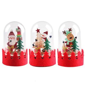 Décorations de Noël Noël Mini Santa Bonhomme de neige Elk Ornement avec abat-jour LED Light Up Transparent Glowing Snow Globe Desktop Year Drop Ship 231013