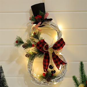 Décorations de Noël Guirlande de bonhomme de neige de Noël avec lumières LED Guirlande suspendue de Noël avec cloche de pomme de pin pour cheminée Décorations de porte murale Cadeaux de Noël 220921
