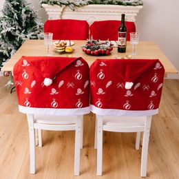 Decoraciones navideñas Sillas de decoración Sombrero de Navidad Rojo Blanco Cubierta de silla impresa Tela no tejida Feliz adorno de Navidad para el hogar 230905