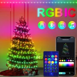 Décorations de Noël Dreamcolor LED String Lights Bluetooth Music WS2812B USB RGBIC Rainbow Fairy pour la décoration de bricolage 231026