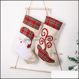 Décorations de Noël Fournitures de fête festives Maison Bas de jardin Chaussettes Santa Elk Impression Lin Bonbons Sac cadeau Cheminée Année Arbre de Noël