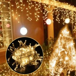 Décorations de Noël pour la maison rideau LED extérieur ICTICLE String Street légère Garland sur la maison Hiver 220V Droop 0.3-0,4 m