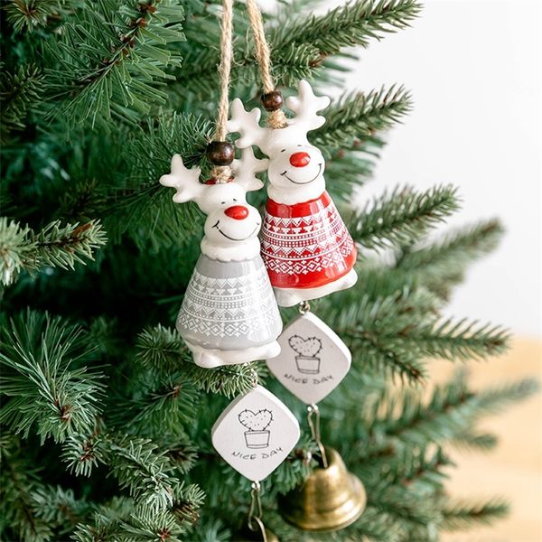 Décorations De Noël Pour La Maison Arbre Pendentifs En Céramique Bonhomme De Neige Elk Tenture Vent Cloche Présent 220921