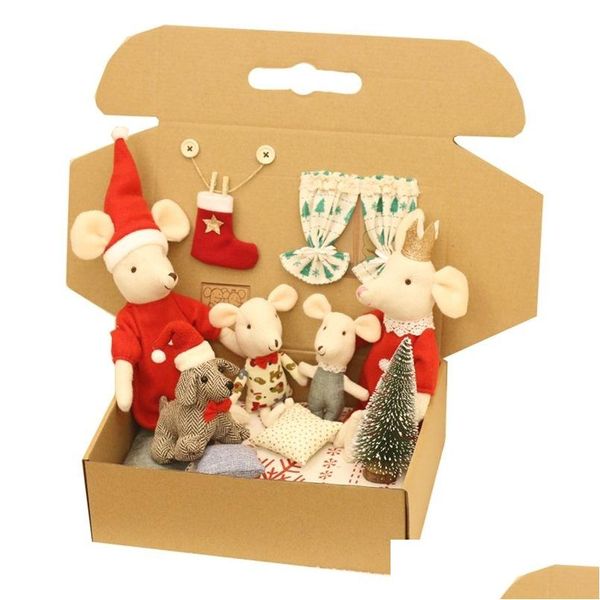 Décorations de Noël Cadeau Souris Famille Dollhouse Mignon Peluches Poupées Dessin Animé Enfants Jouets Livraison Directe Maison Jardin Partie Festive Dhoby