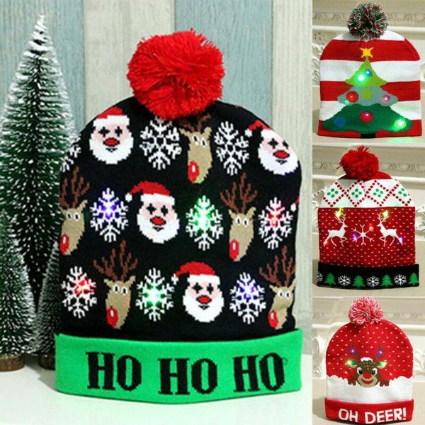 Décorations de Noël Chapeaux Avec Lumière LED Doux Chapeau Tricoté Père Noël Bonhomme De Neige Renne Adulte Enfants Xmas Party Cap Decor1