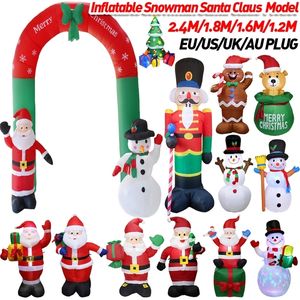 Décorations de Noël Bonhomme de neige gonflable Modèle de casse-noisette du Père Noël avec des poupées lumineuses LED pour le décor extérieur de l'année de Noël 2023 231116