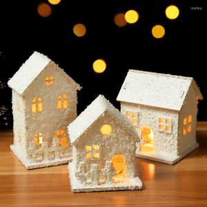 Kerstdecoraties LED LICHTE HOUTEN HUIS BOM Decorartion Snowflake Luminous Cabin for Xmas Home Ornamenten Noel Jaargeschenken