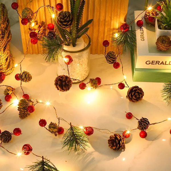 Décorations de Noël LED lumières chaîne pommes de pin aiguilles cloche décorative fil de cuivre créatif petite couleur 231019