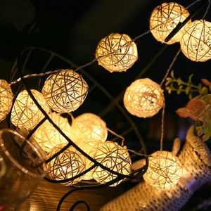 Décorations de Noël LED Rotin Ball Light String 6m Tente de camping Boîte de batterie USB Solaire Extérieure Décoration de jardin étanche 231026