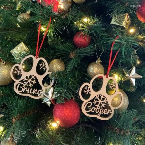 Decoraciones navideñas Etiquetas de regalo de rayas personalizadas Ornamento de perro personalizado Bola de madera con nombre