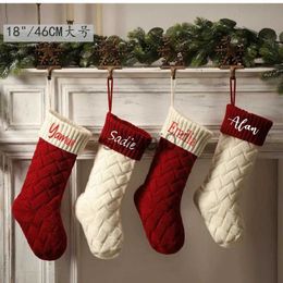 Décorations de Noël Chaussettes de Noël personnalisées Bas de Noël tricotés avec noms personnalisés 2022 Famille de Noël Bas de Noël brodés x1019