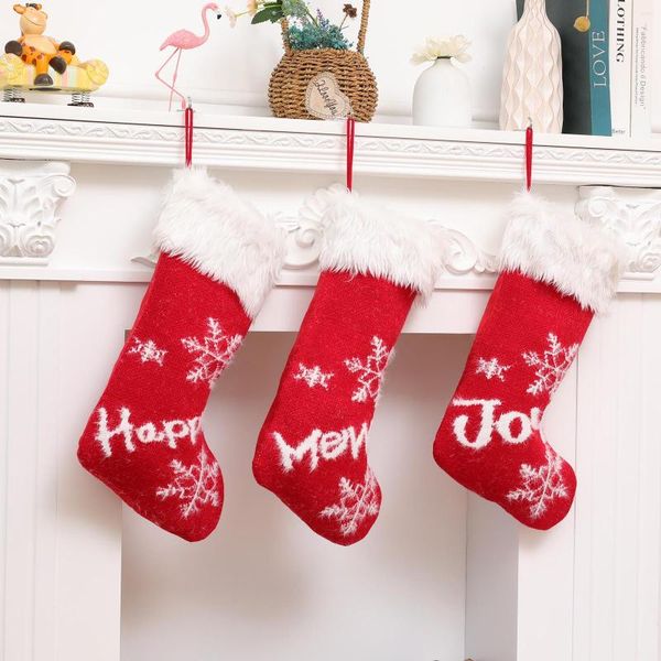 Decoraciones navideñas, medias de felpa de punto rojas, bolsas de regalo de año 2023, adornos navideños para chimenea