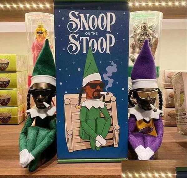 Décorations de Noël Snoop sur un perron Elf Doll Spy Bent Décoration de la maison Année Cadeau Jouet Rouge Vert Bleu Violet Drop Livraison Jardin à vendre