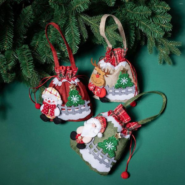 Suministros de decoración navideña, bolsa de regalo con cordón, muñeca de tres colores, accesorios de Navidad, colgante de árbol para niños