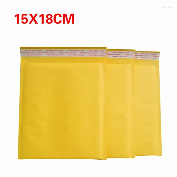 Décorations de Noël en gros 50pcs / lot fabricant sacs à bulles kraft mailers enveloppes rembourrées papier mailing 15 18cm paquet cadeau