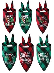 Kerstdog bandanas driehoek slabbetjes printpatroon ontwerp xmas tree cadeau rendier kous pet sjaals soft soft necklerchief voor nieuwe 8469983