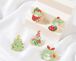 Christmas Frog Email Pins Magic Magic Wand Wand Deer Scarf Chapeau Broches Badge Badge Enfant Cartoon Jewelry Nouvel An Gift For Kids