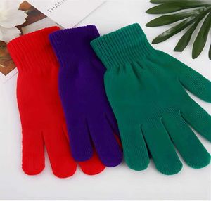 Cadeaux de Noël Enfants Gants d'hiver Couleurs unies Couleurs de bonbons Doigt complet Magic Knit Warm Garçons et filles ski Stretch extérieur tricot 2023