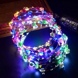 Kerstvakantie flitsende LED Hairbands Strings Glow Flower Crown Headbands Licht Verjaardagsfeestje Garland