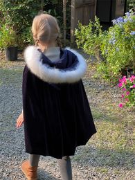 Poncho de noël pour enfants, cape de princesse à capuche en peluche polaire pour filles, châle chaud épais en velours pour enfants Z5065