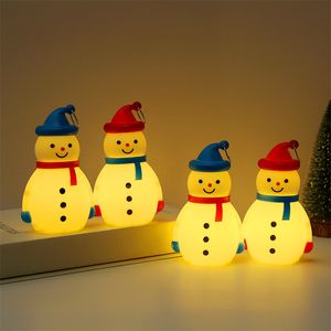 Luz LED de muñeco de nieve de Navidad, decoración de luces nocturnas portátiles, regalos de Año Nuevo para niños, decoración del hogar para fiestas navideñas