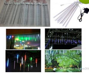 Lumière de Noël 8pcs / set Snowfall Tube 30cm Meteor Rain Led Tube Light + Adaptateur secteur Décoration de Noël arbre lumière