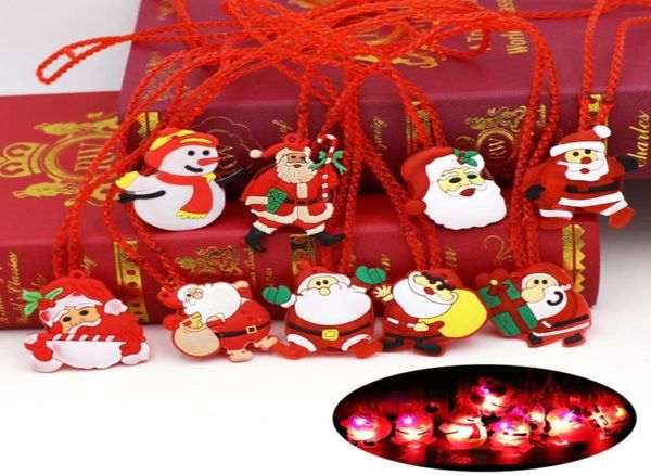 Noël allumer clignotant collier décorations enfants brillent dessin animé père noël pendentif fête LED jouets fournitures5638196