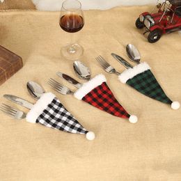 Kerstmis Santa Hats Zilverwerkers Xmas Party Buffalo Plaid Knife Cover Dinner Table Decorations XBJK2210