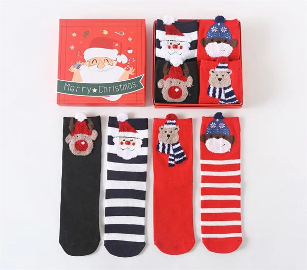 Chaussettes de Noël, tube central en boîte pour enfants, chaussettes d'hiver pour femmes, cadeau du zodiaque rouge, coffret cadeau pour femmes de dessin animé en trois dimensions, chaussettes en coton Q2