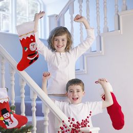 Noël de Noël pendentif Santa Claus Snowman Christmas Tree Socks Home Party Supplies Ornement Ornements Kids Gift Candy Tote Sac