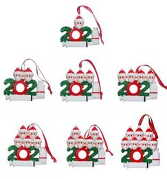 Kerst Speelgoed Decoratie Quarantaine Ornamenten Familie van 19 Hoofden DIY Boom Hanger Accessoires met Touw Hars4094029