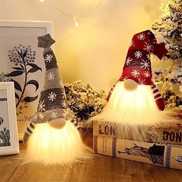 Fournitures de jouets de Noël 2023 Glowing In Dark Santa Gnome avec décoration de chapeau d'étoile pour le cadeau à la maison Rudolph Cartoon Doll nain année 220924