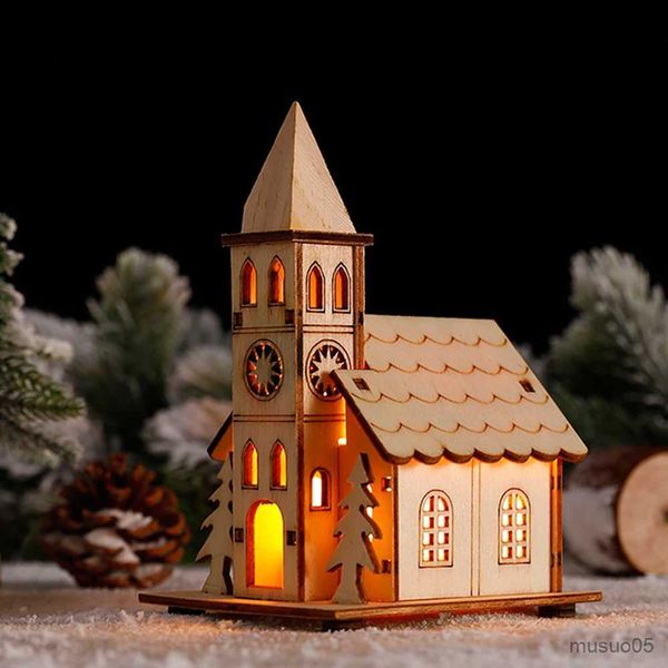 Suministros de juguetes de Navidad DIY Madera natural con luces cálidas Adornos navideños Lámpara de castillo brillante de madera Regalos de año nuevo Juguetes para niños R231012