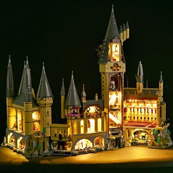 Fournitures de jouets de noël ensemble de lumière LED Compatible avec les blocs de construction du château 71043 jouets d'éclairage de contrôle RC pour enfants cadeaux de noël 231129