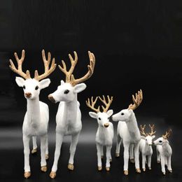 Fournitures de jouets de Noël en peluche Simulation de Noël Renne blanc debout Noël Blanc Elk Cerf Poupées Décoration de fête à la maison R231012