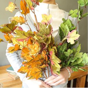 Couronnes de fleurs décoratives de mariage de noël, feuilles d'érable artificielles colorées pour décorations hpme