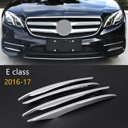 Chrome ABS Mistlicht frame decoratie 3D stickers voor Mercedes Benz Nieuwe E klasse W213 2016-17 Auto accessories2073