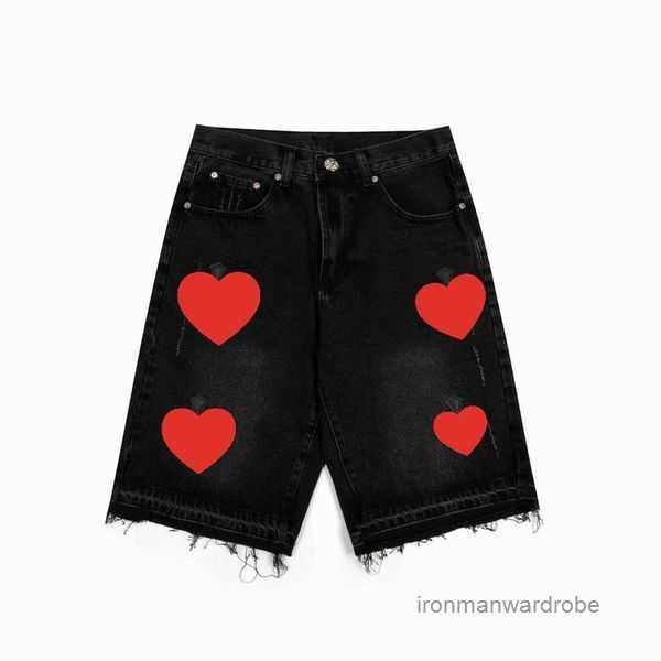 Chromees Man Mens Shorts 2023 Designers Femme Summer Heart Sanskrit Cross Pattern Pantalons décontractés Impression Courir Sports Short Hearts 4 PSXT