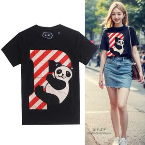 Chun yu yin jia Designer merk steentjes Panda Patroon Korte Mouwen t-shirt Zwart Wit voor luxe vrouwen slim tee