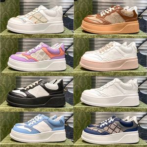 Chunky B Zapatilla de deporte de técnicas mixtas Zapatos casuales Plataforma de diseñadores Zapato blanco Lona jacquard Cuero marrón Suela de goma con cordones Letra bordada entrelazada