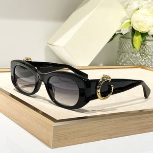 Lunettes de soleil grosses Gold Black / Grey Gradient Femmes Summer Sunglasses Designer Lunettes Lunettes de Soleil UV400 Eyewear