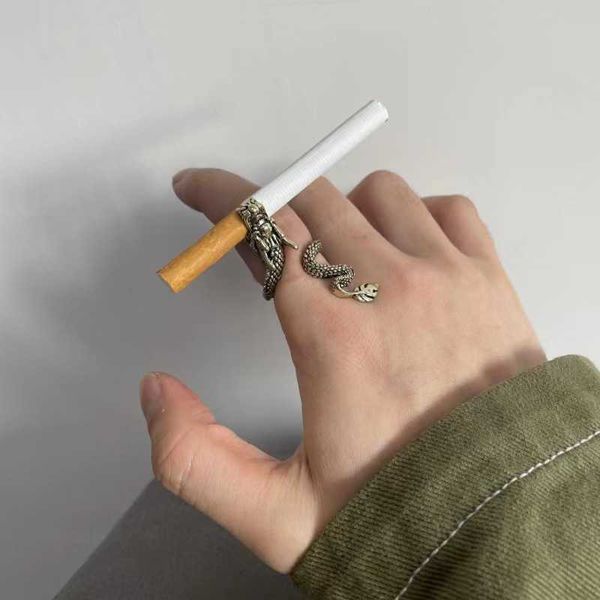 Cigarette clip anneau de piste de piste de fumé anneau de cigarette Creative Gift bijoux Ring Tyrannosaurus Anneau de cigarette