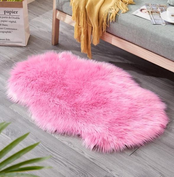 Imitation en laine en laine Tapis en peau de mouton tapis pour le salon tapis chauds doux et chaise en peluche couvre