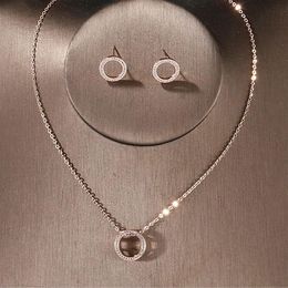 Cercle d'étincelles zircon cubique boucles d'oreilles pendentif collier ensemble de bijoux pour les femmes robe de mariée 298q