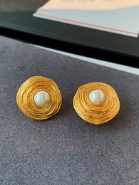 Circle Pearl Stud High-End Feel Earrings Round Round Retro Style and Celebrity Earring European and American Designer Jewelry HBBE5 --08