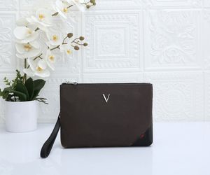 Bolso de mano CITY BOLSILLO DE TOCADOR CON CADENA Bolso de mano de diseñador para mujer Bolsos para teléfono Accesorios Bolsos para llaves Monedero con cremallera Bolso diario Monedero de muñeca Portatarjetas sacoch