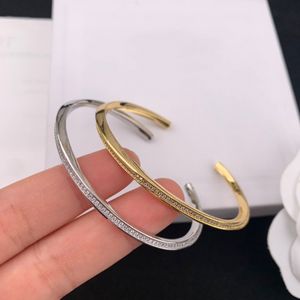 CL Bangle voor Woman Brand Designer Officiële reproducties Merkontwerper Luxury Diamond 925 Silver T0P Advanced Materials Gift voor vriendin 003